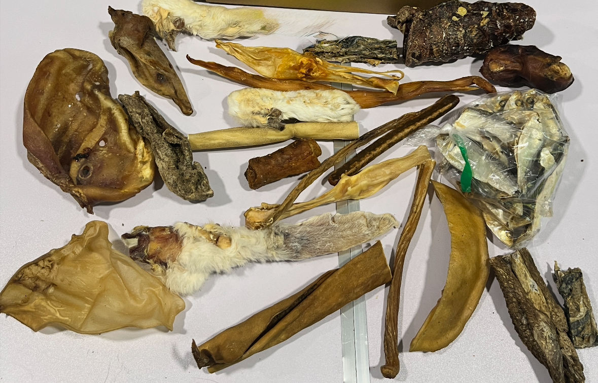 Small Natural Air Dried Chew Treat Box